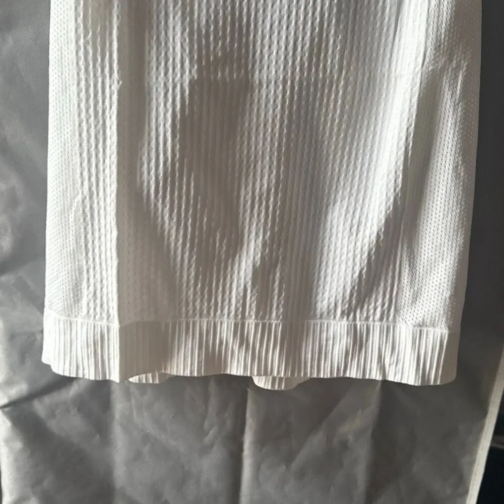 Nike Sports Tank Top Dri Fit Size Medium white